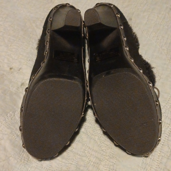 Colin Stuart Booties Black Suede Fur Lined Sz 8 - Picture 4 of 6